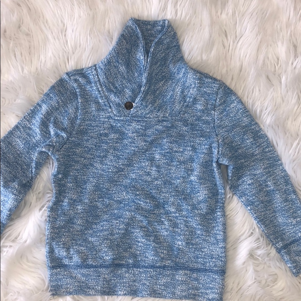 Boys pull over sweater